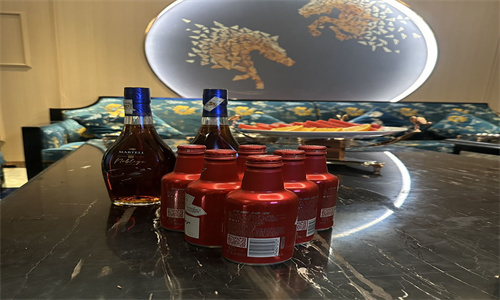 ϾǾۻKTV׿ԽЧװ޺ʵķΪڶ˿͵