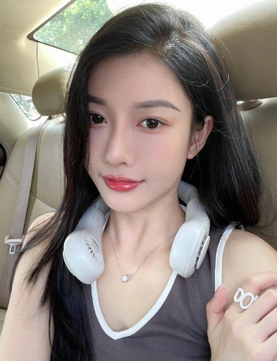 ϾΪԭҪУӵзḻʵҹѰһ㾡ͷż顢˷ȫKTVôƪ¾ԲݴΪҽܼϾ桢ֵKTVױȵĻ顣 Ԥã 173-167